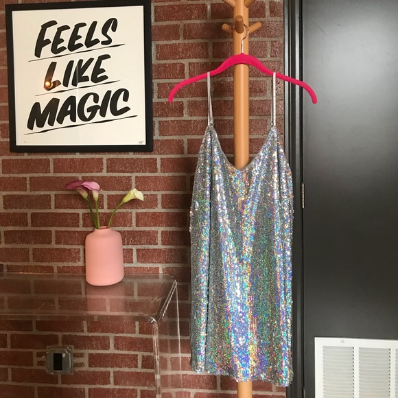 ✨ New Look Sequin Glitter Mini Dress from ASOS - Picture 4 of 6